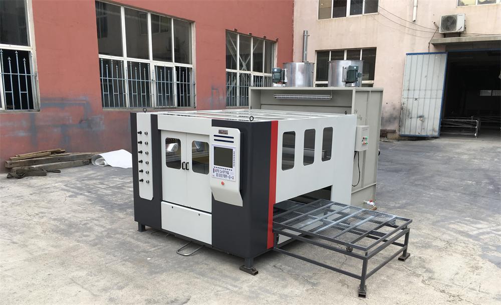 環(huán)保自動噴漆設(shè)備.jpg 環(huán)保自動噴漆設(shè)備.jpg